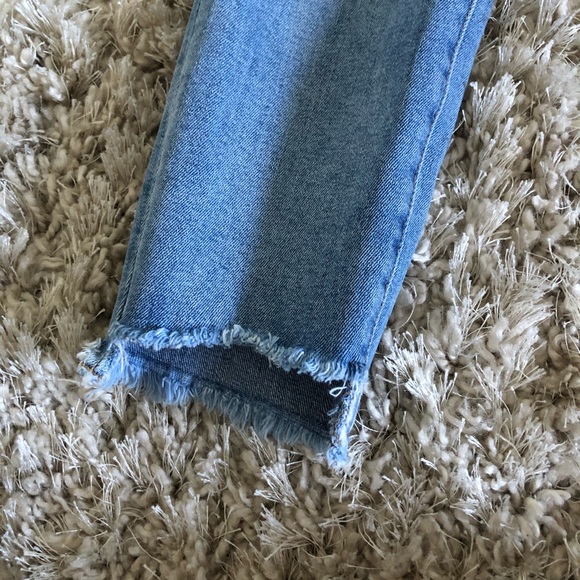 DL1961 Margaux Jeans - Picture 4 of 4